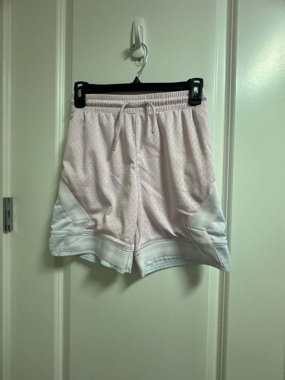 Jordan Sport Diamond Mesh Shorts Pink White Kids Size M